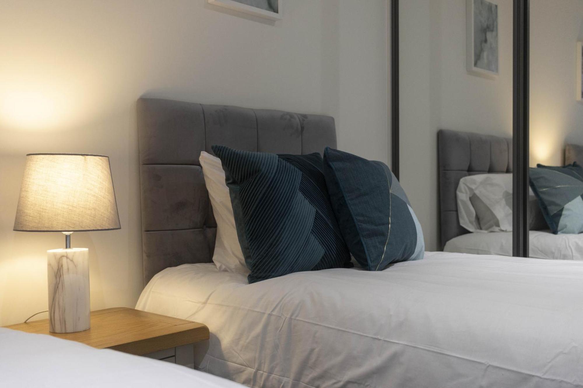 埃克塞特Linacre 1&2 - One And Two Bed Flat Behind The Cathedral With Free Parking And Fast Wifi公寓 客房 照片